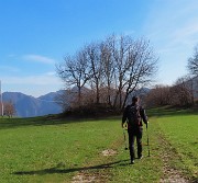 61 Sugli ampi verdi pascoli panoramici del Ronco